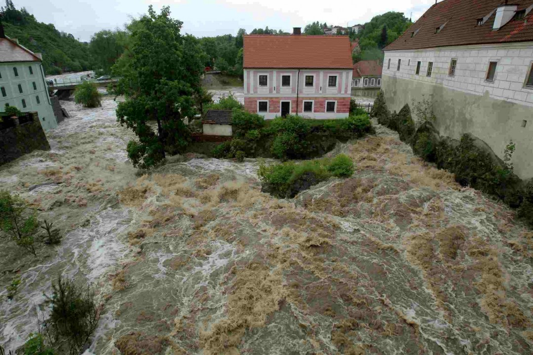 Danni Da Alluvione E Omessa Manutenzione Di Corsi Dacqua Quando La Giurisdizione Spetta Al